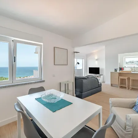 Amazing View - T2 Apartament Salema